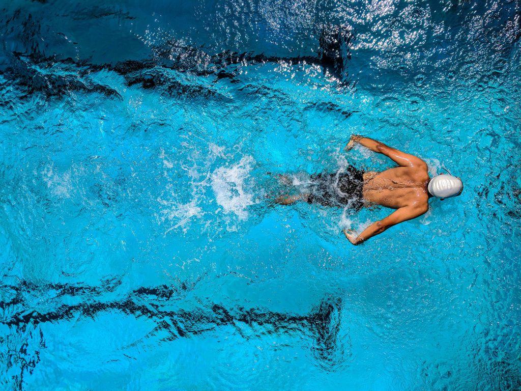 Nadador en el agua